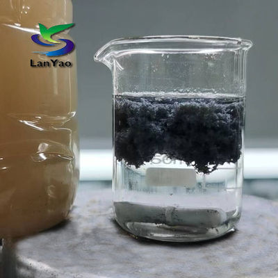 Instalación de productos químicos para purificación de agua líquida