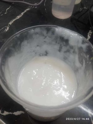 Líquido blanco lechoso de la pureza del agente 100 del control de la espuma de los antiespumantes del silicón no inflamable