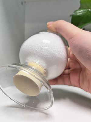 Floculante químico CAS de la poliacrilamida CPAM catiónica ningún tratamiento de agua potable 9003-05-8