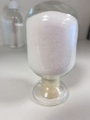 Floculante químico catiónico de la poliacrilamida CPAM usado en la industria de las aguas residuales del alcohol del grano