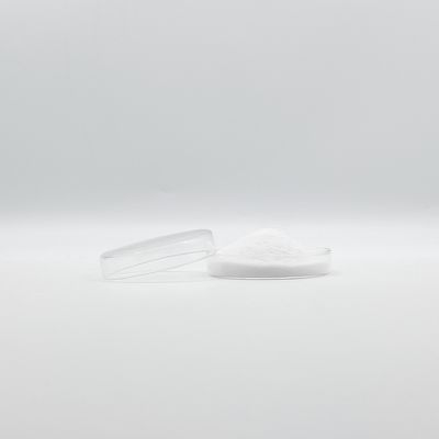 Tratamiento de agua Polyacrylamide Bajo contenido de monómeros residuales Rendimiento óptimo con densidad relativa 0,750 g/cm3