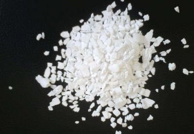 Cloruro de calcio anhidro Densidad 2.15 G/cm3 Higroscopiedad Higroscópico Para el mantenimiento de piscinas